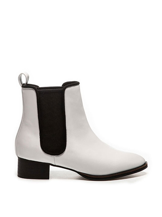 Chelsea Boots  (White)