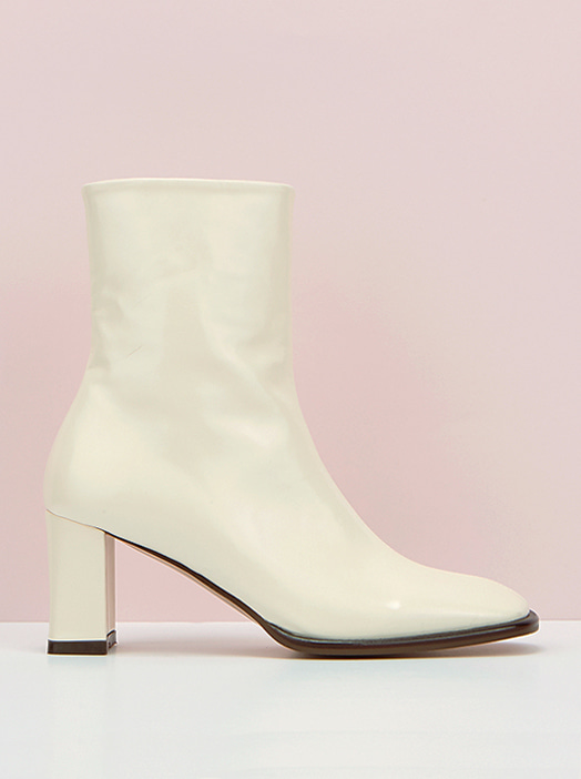 [Refurb]Slimline Ankle Boots (White)