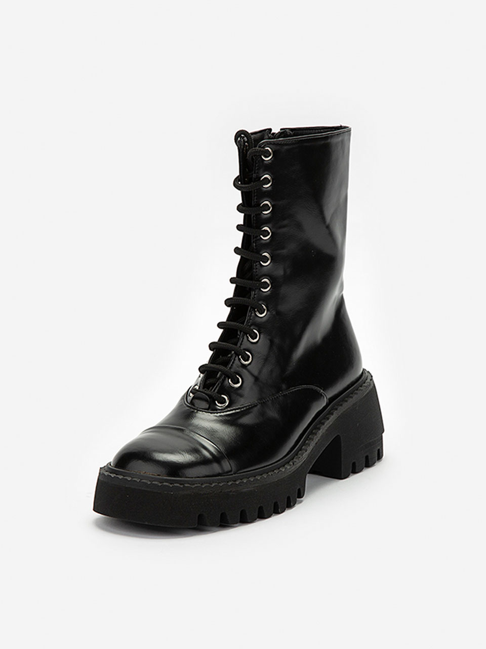 Cap-toe Lace up Boots (Black)